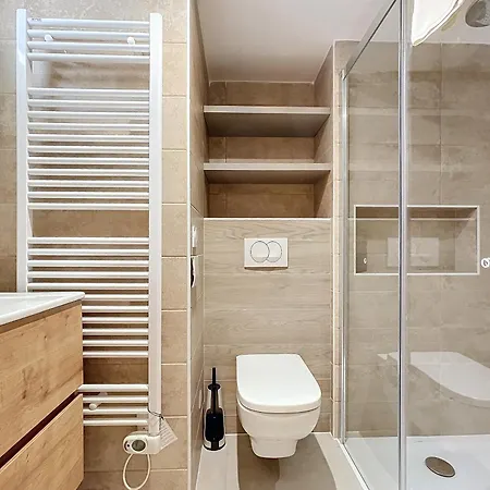 Apartment Cedrela-appartement-5-7pers-centre Station *